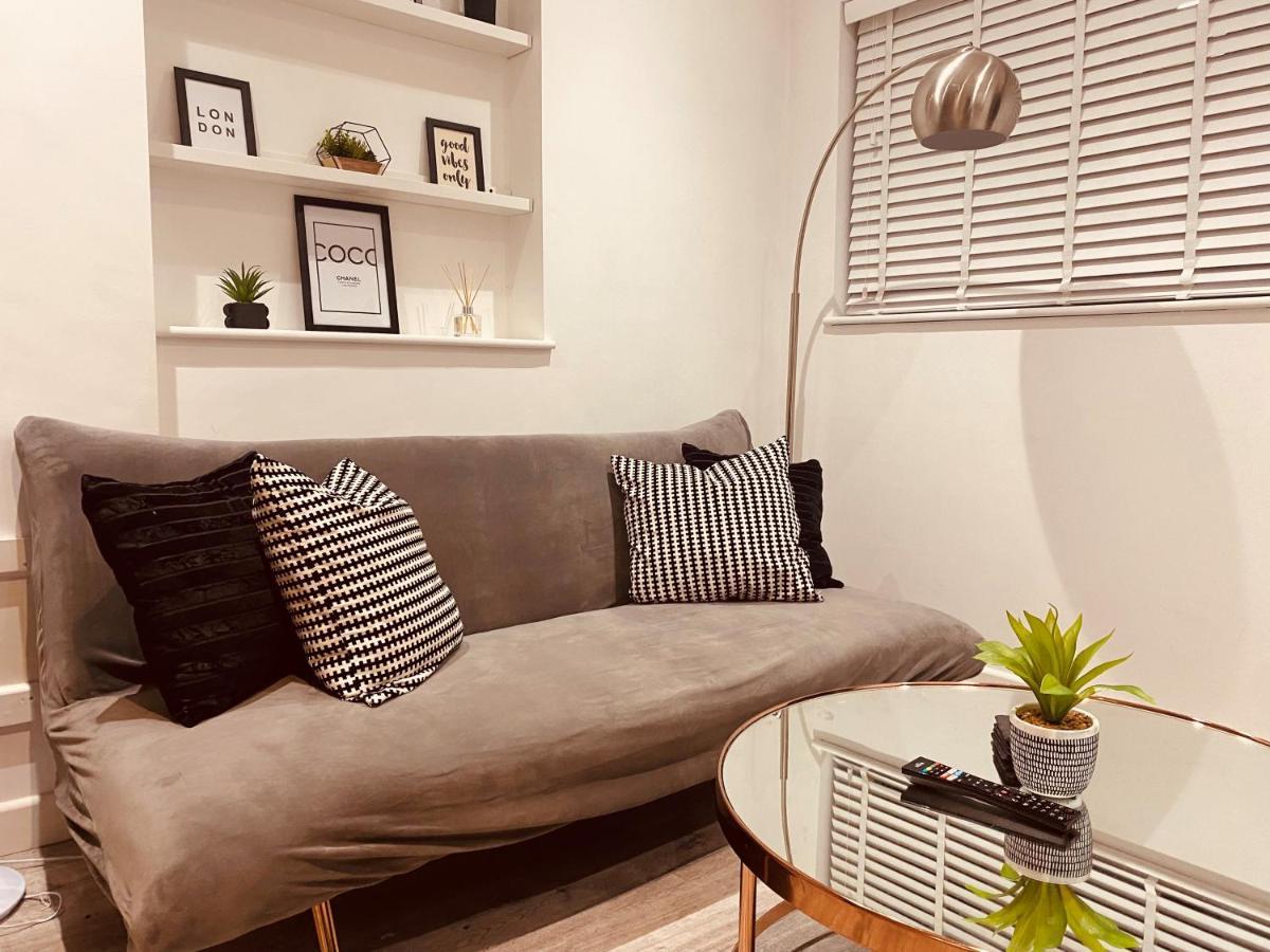 Modern 1 Bed Flat In The Heart Of Hackney Daire Londra Dış mekan fotoğraf